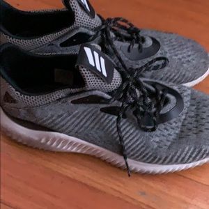 Adidas alpha bounce (size 11)